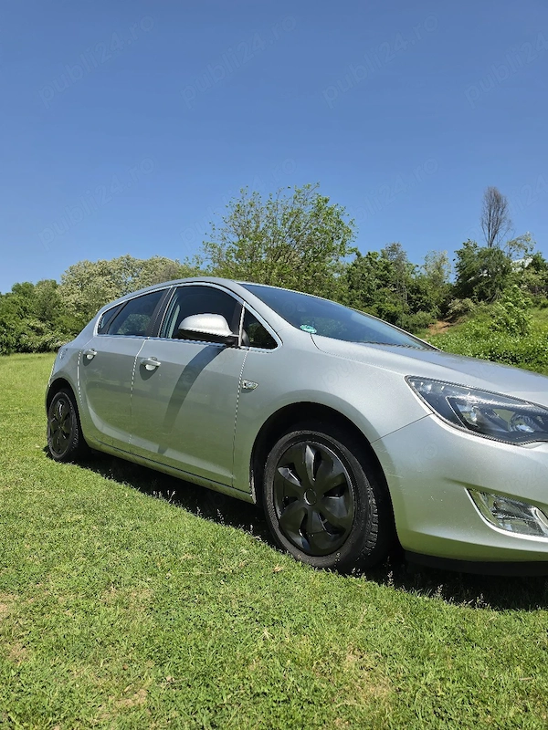 OPEL Astra 2012 — imagine 2
