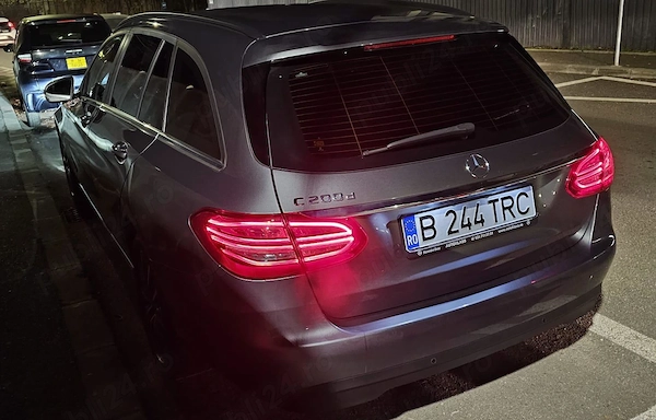 MERCEDES-BENZ C-Class 2020 — imagine 7