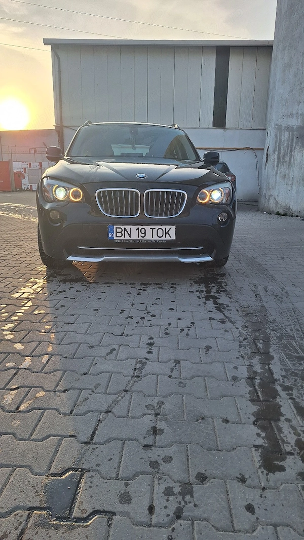 BMW iX1 2011 — imagine 3