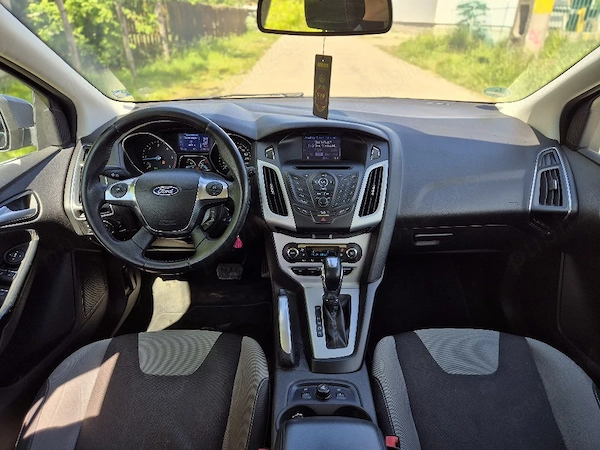 FORD Focus 2012 — imagine 4
