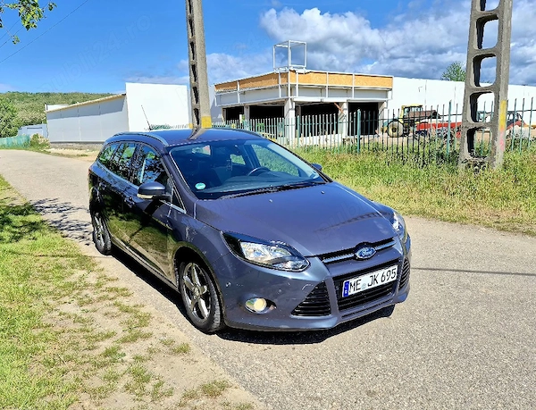 FORD Focus 2012 — imagine 8