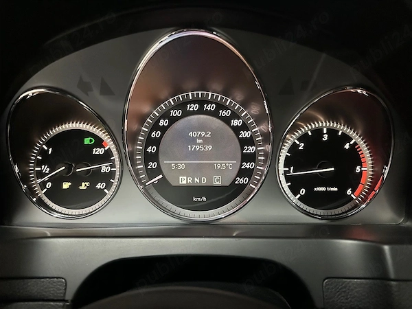 MERCEDES-BENZ C-Class 2009 — imagine 9