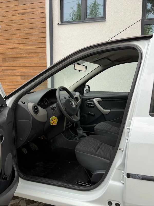 DACIA Logan 2011 — imagine 7
