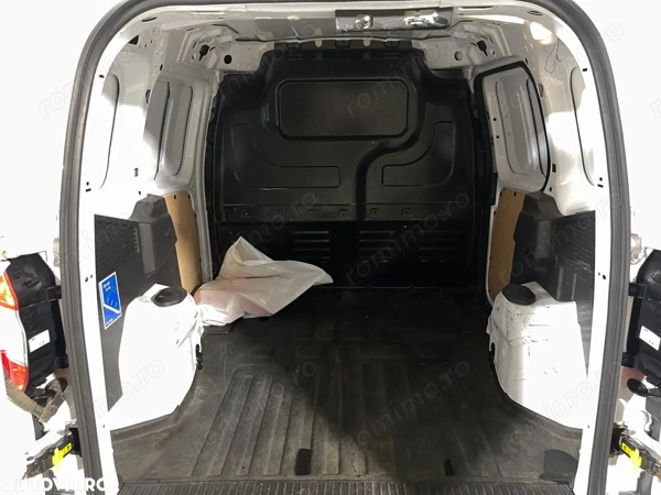 FORD Transit Courier 2021 — imagine 8