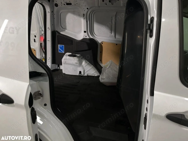 FORD Transit Courier 2021 — imagine 7
