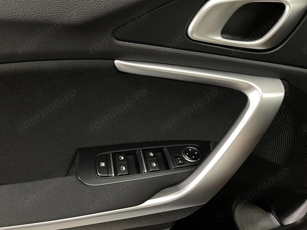 KIA Unknown Model 2022 — imagine 16
