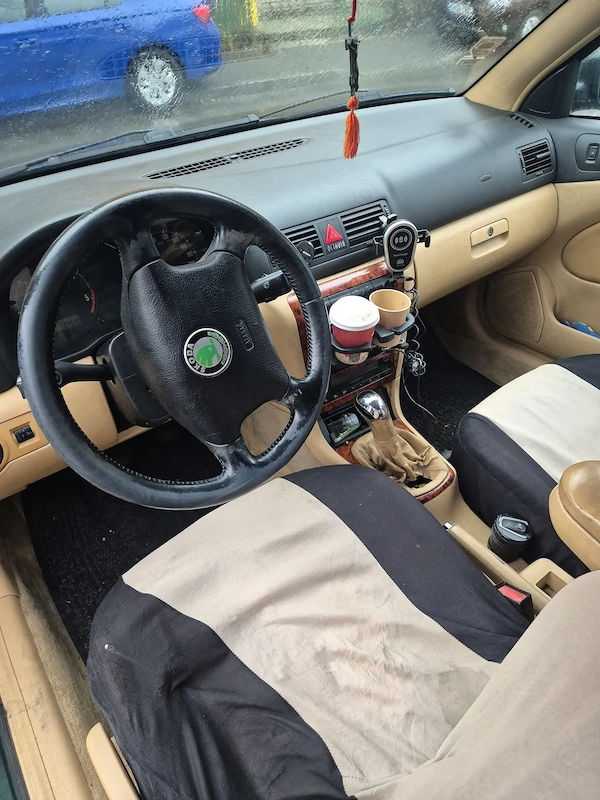 SKODA Octavia 2000 — imagine 3