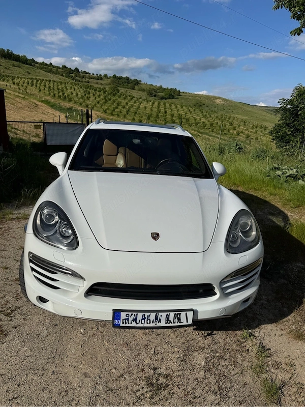 Ocazie ! De vânzare Porsche Cayenne 3.0 Diesel Full options -Automat-SUV premium