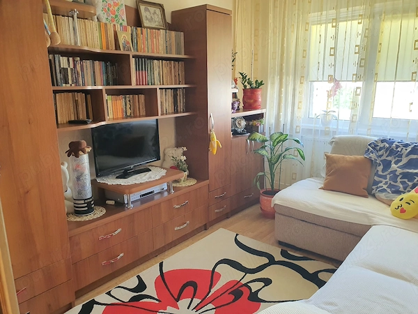 Apartament trei camere, zona Ostroveni — fotografia 3