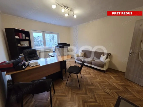 Apartament 4 camere de inchiriat Bulevardul Unirii acces din strada — fotografia 1