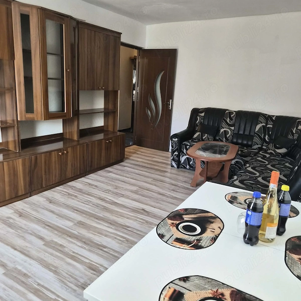 Apartament 3 camere de vânzare Motru | Spațios, decomandat, pregătit pentru mutare — fotografia 2