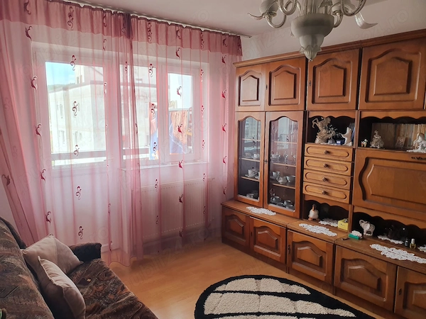 Apartament trei camere.Ostroveni — fotografia 3