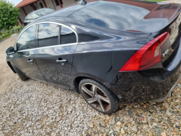 VOLVO S60 2013 — imagine 5
