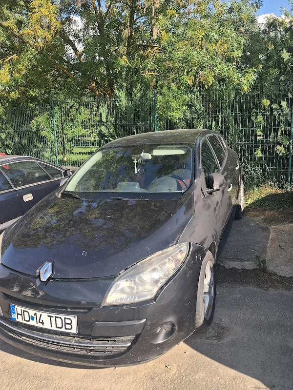 RENAULT Megane 2010 — imagine 3