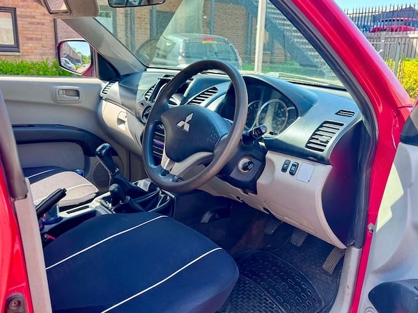 MITSUBISHI L200 2010 — imagine 3