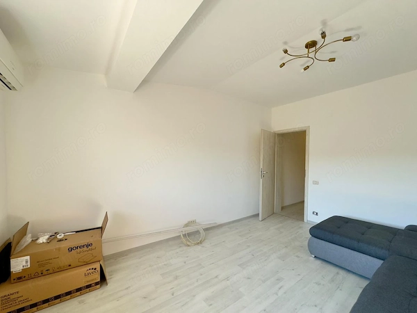 Decomandat.Disponibil Imediat.Bucatarie separata.Ideal Investitie! — fotografia 3