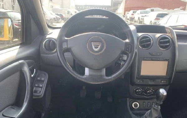 DACIA Duster 2016 — imagine 3
