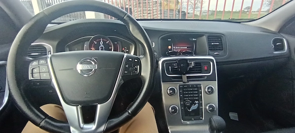 VOLVO V60 2015 — imagine 3