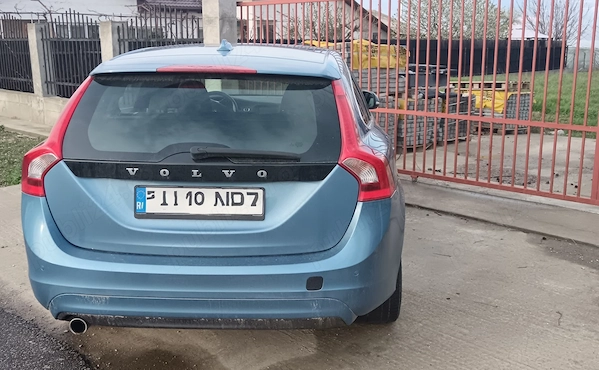 VOLVO V60 2015 — imagine 7