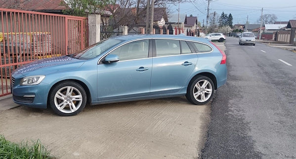 VOLVO V60 2015 — imagine 6