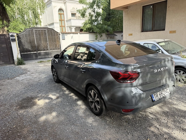 DACIA Logan 2024 — imagine 3
