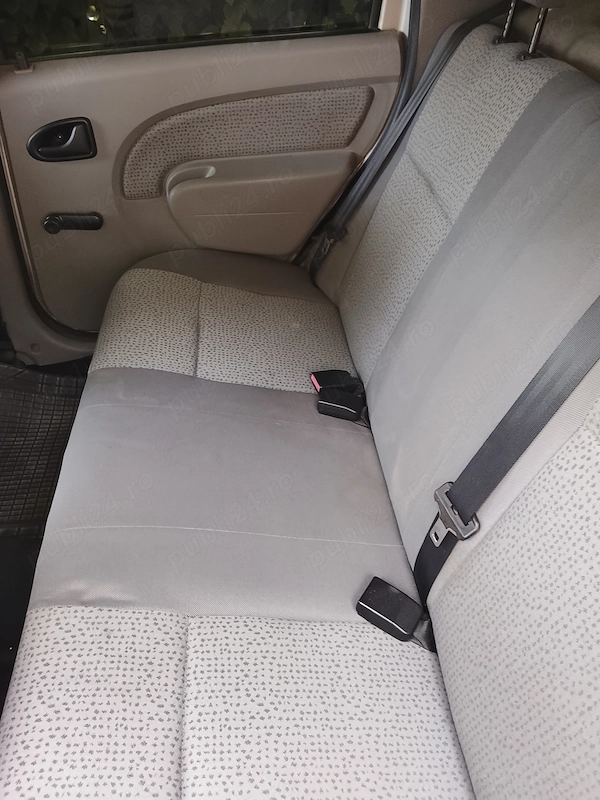 DACIA Logan 2004 — imagine 5