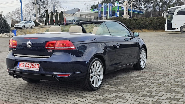 VOLKSWAGEN Eos 2015 — imagine 5