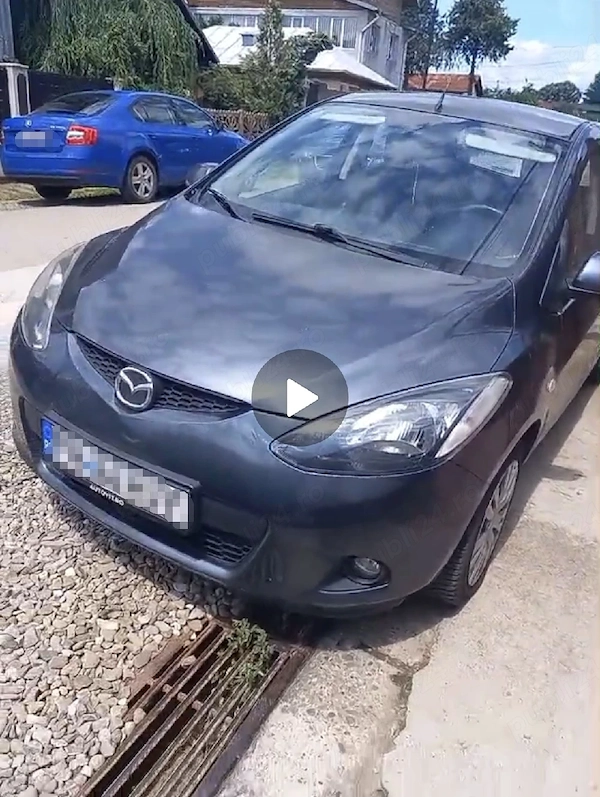 MAZDA 2 2010 — imagine 4