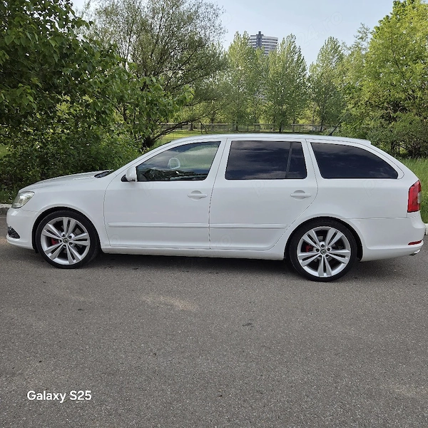 SKODA Octavia 2011 — imagine 2