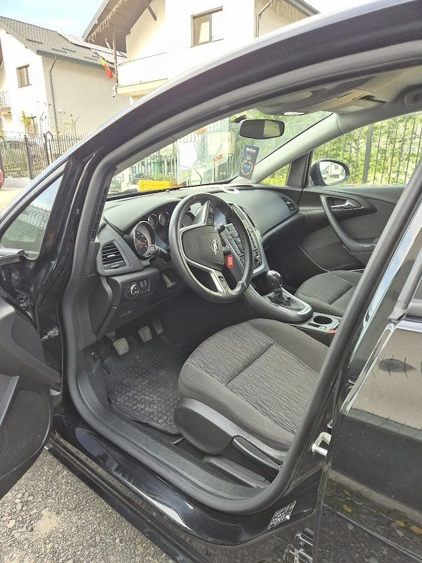 OPEL Astra 2019 — imagine 3