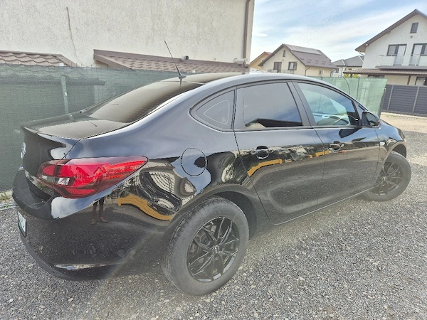 OPEL Astra 2019