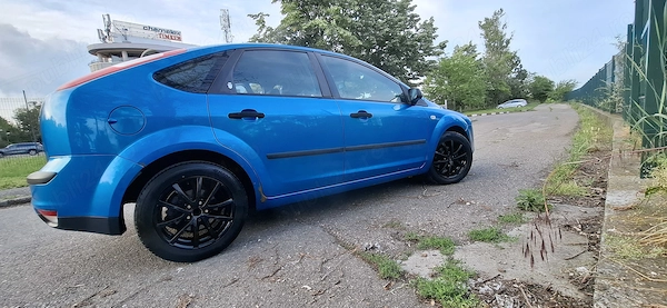 FORD Focus 2005 — imagine 5