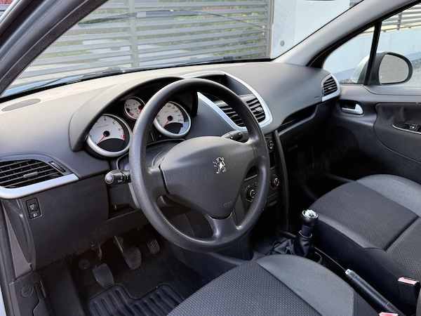 PEUGEOT 207 2010 — imagine 5