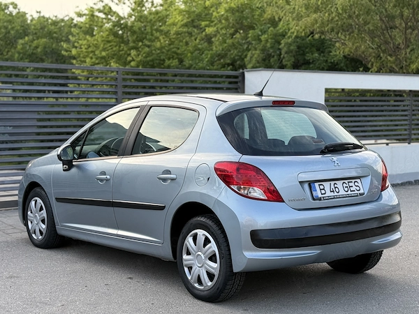 PEUGEOT 207 2010 — imagine 3