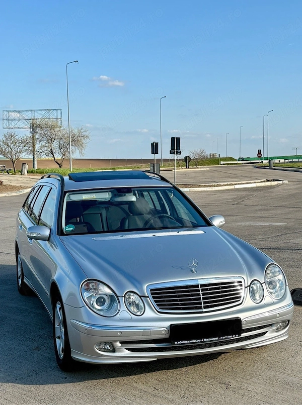 Mercedes-Benz E-Class W211