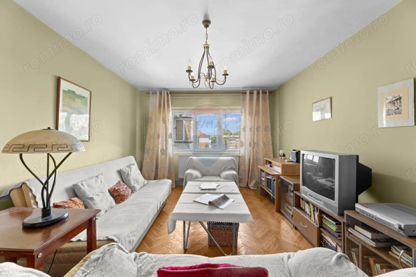 Apartament cu 3 camere de vânzare în zona Podgoria — fotografia 3