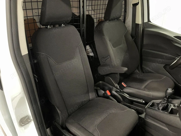 FORD Transit Courier 2021 — imagine 7
