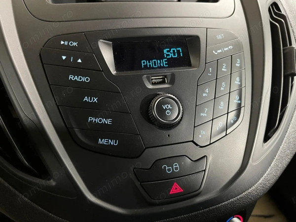 FORD Transit Courier 2021 — imagine 13
