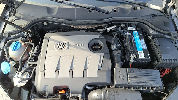 VOLKSWAGEN Passat 2012 — imagine 8