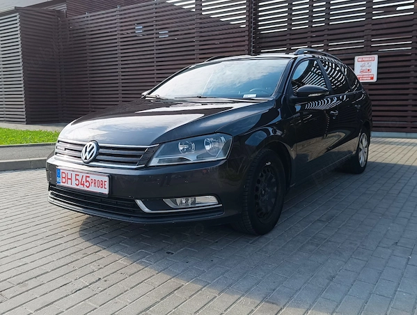 VOLKSWAGEN Passat 2012 — imagine 3