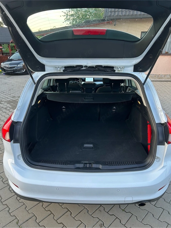 FORD Focus 2019 — imagine 9