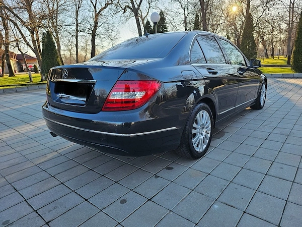 MERCEDES-BENZ C-Class 2011 — imagine 3