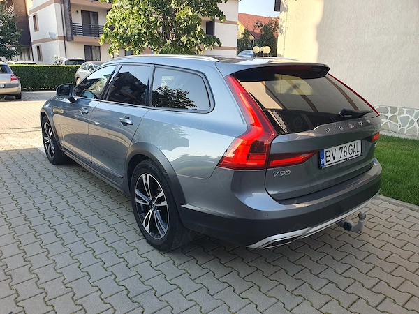 VOLVO V90 Cross Country 2017 — imagine 4