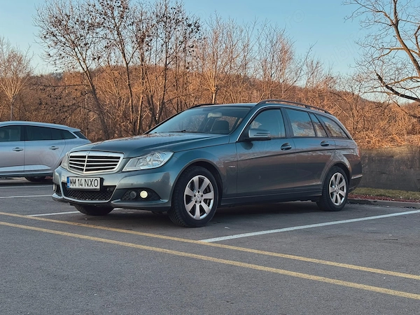 MERCEDES-BENZ C-Class 2012 — imagine 4
