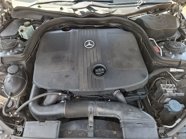 MERCEDES-BENZ E-Class 2010 — imagine 4