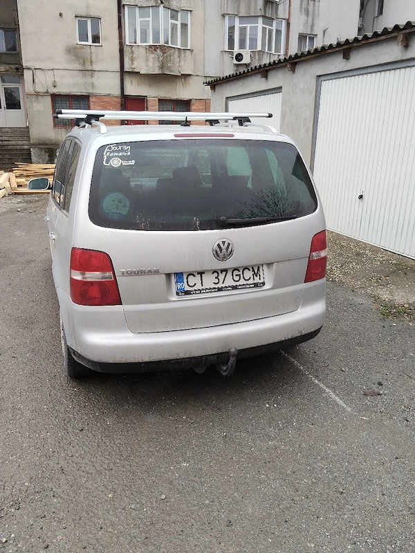 VOLKSWAGEN Touran 2004 — imagine 4