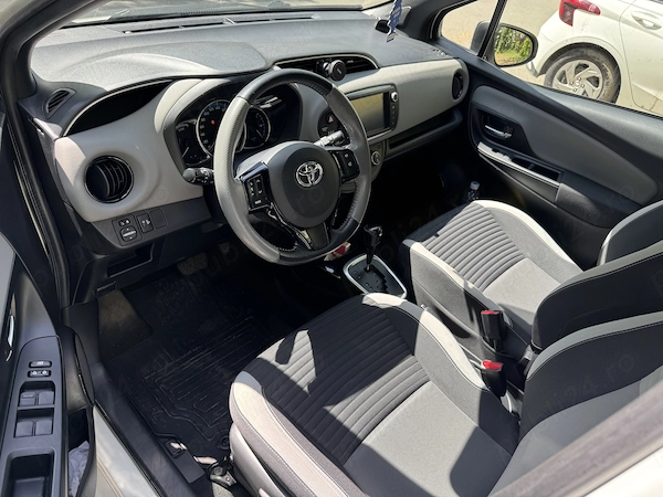 TOYOTA Yaris 2016 — imagine 4