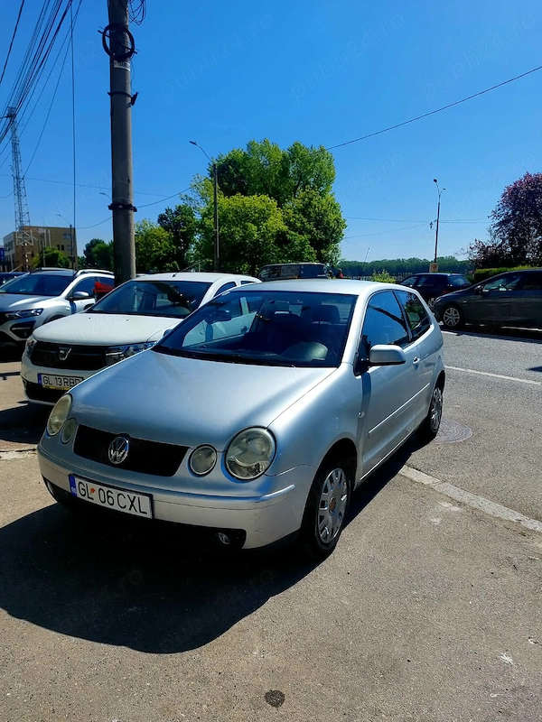 VOLKSWAGEN Polo 2003