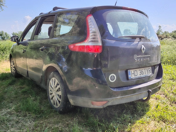 RENAULT Grand Scenic 2010 — imagine 3