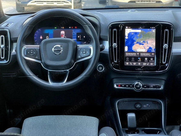 VOLVO Unknown Model 2023 — imagine 9